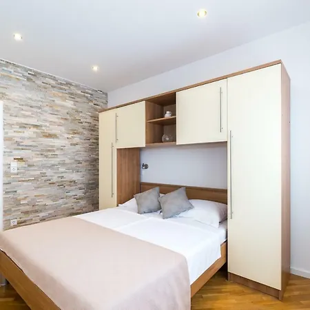 Katy & David Lejlighed *