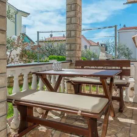 Katy & David Apartmán *